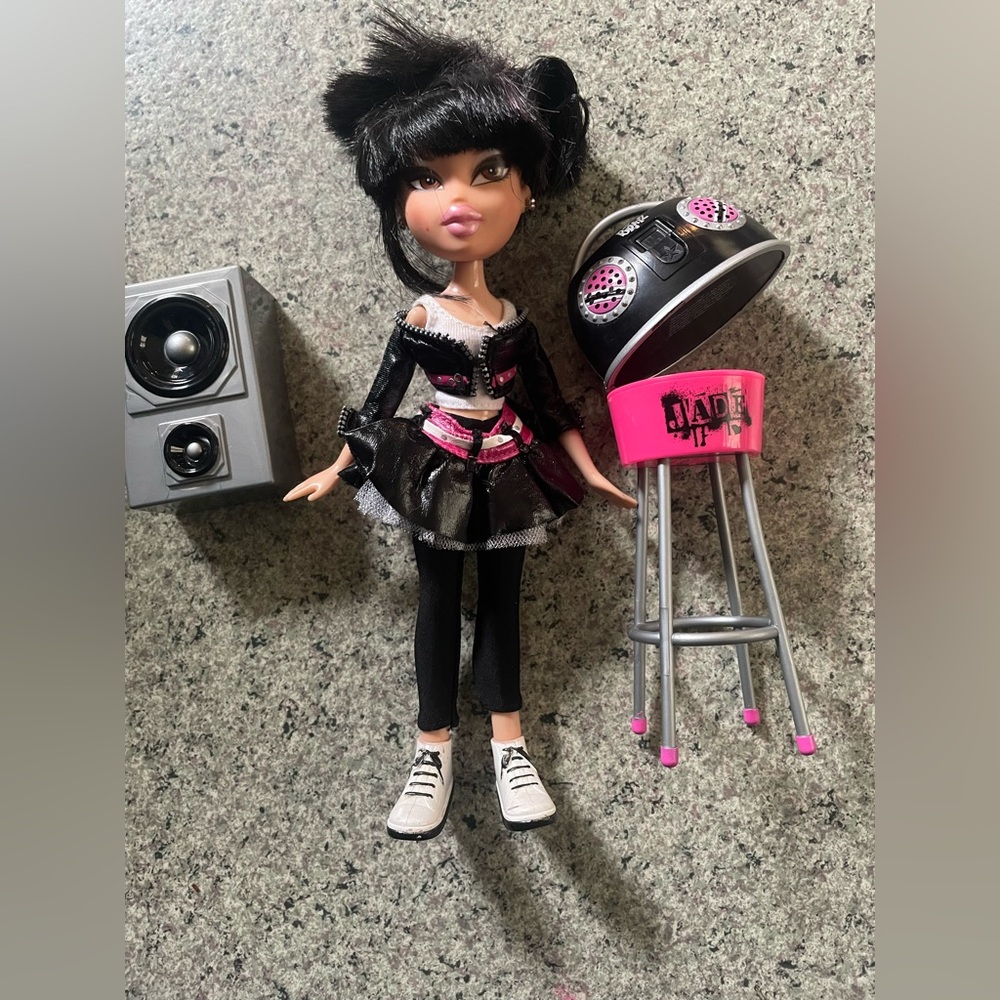 BRATZ Doll Jade with Accessories
